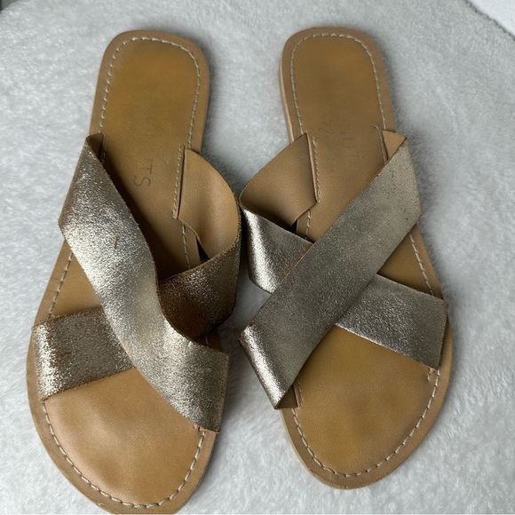 Coconuts by Matisse Pebble Metallic Sandals Leather Flats Sandals - Picture 9 of 15